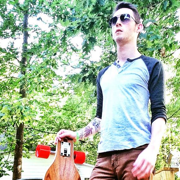 Meet your Posher, Cody - Picture 1 of 1